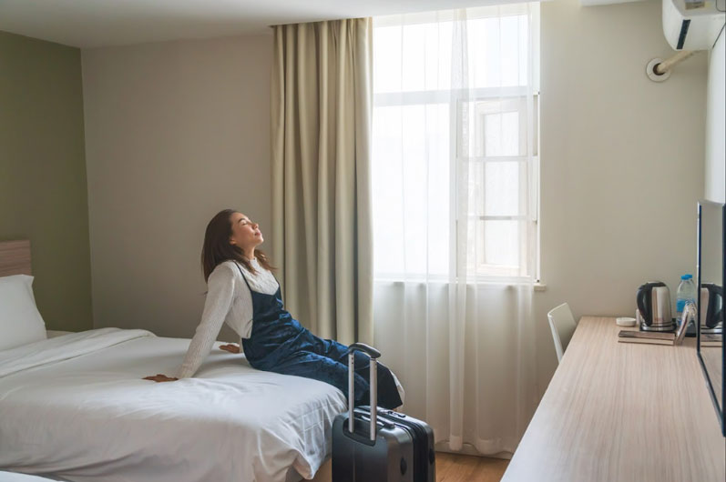 What To Know About Bed Bugs and How To Avoid Carrying It While Travelling